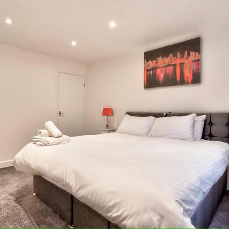 Amazing Beautiful King Size Bedroom 1 - Heybridge  Exterior foto
