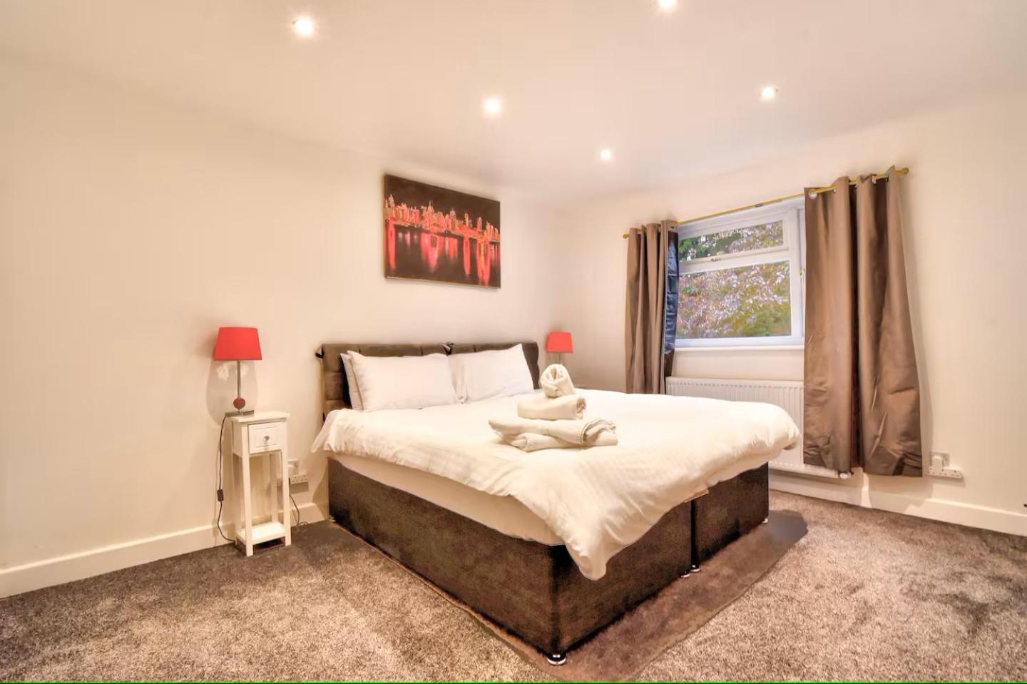 Amazing Beautiful King Size Bedroom 1 - Heybridge  Exterior foto